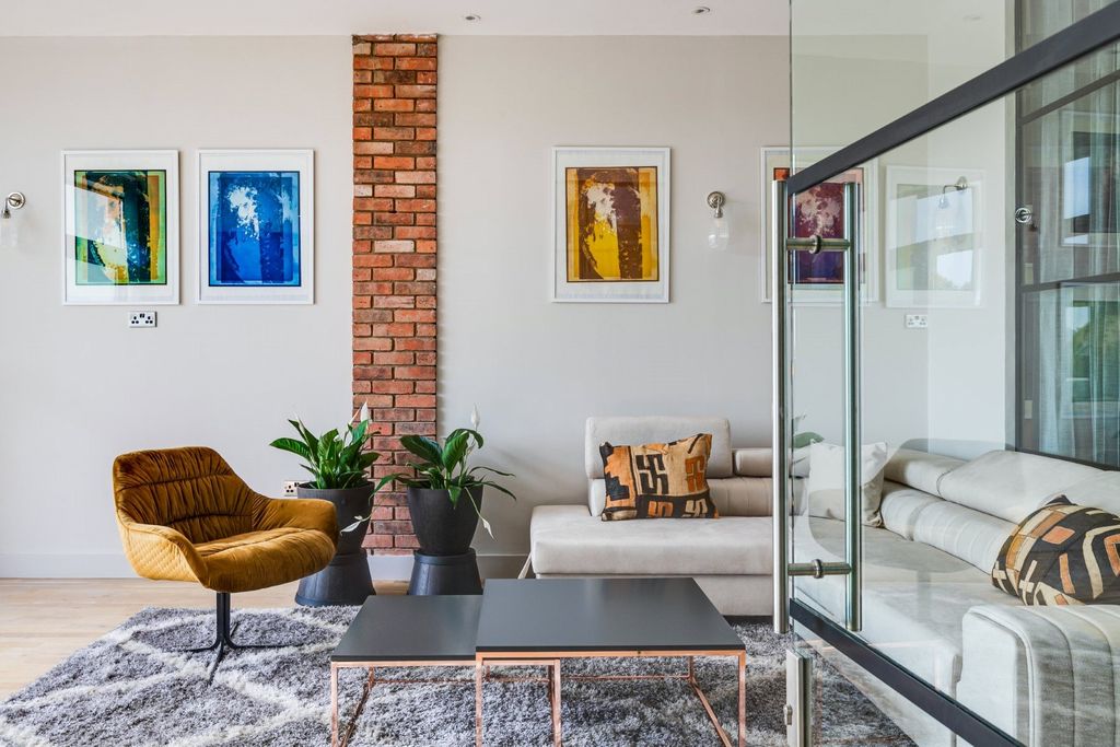 Property photo 1 of 14 Picture No. 24