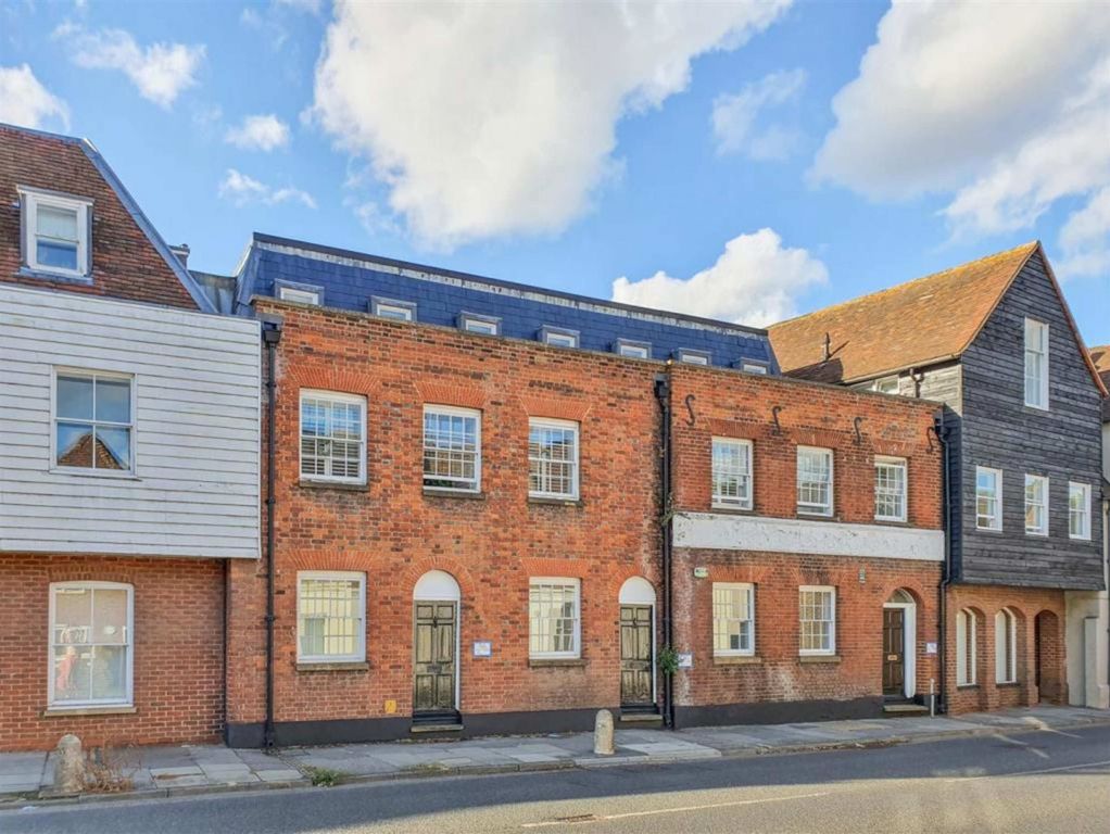 Property photo 2 of 12 Gallery