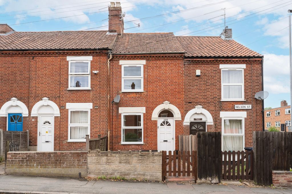 Property photo 1 of 13