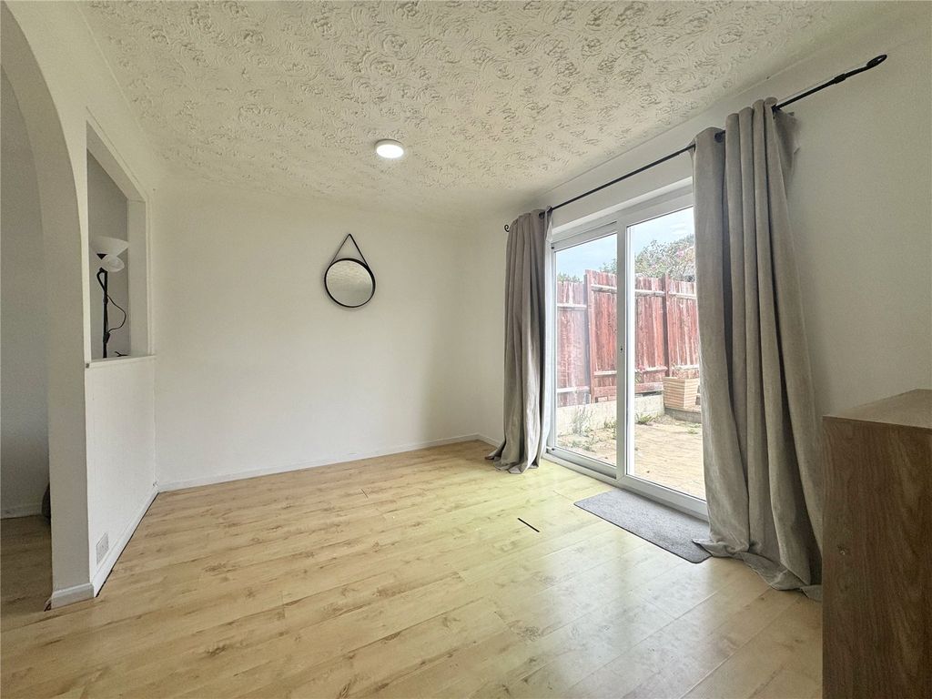 Property photo 3 of 10 Picture No. 17