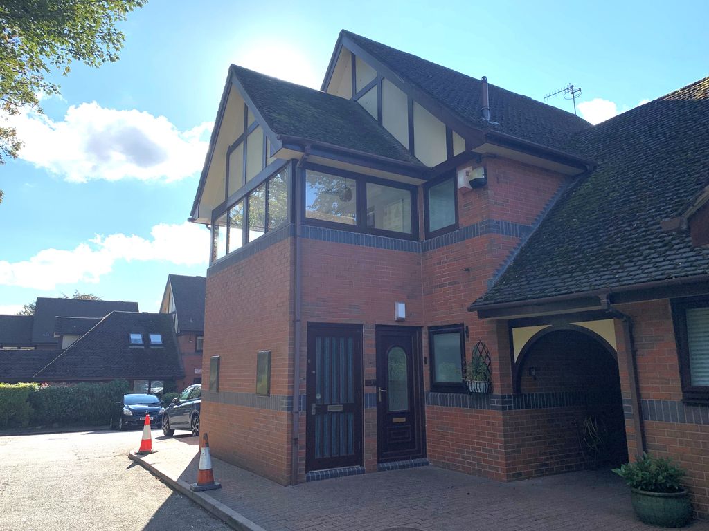 Property photo 1 of 7 Q6