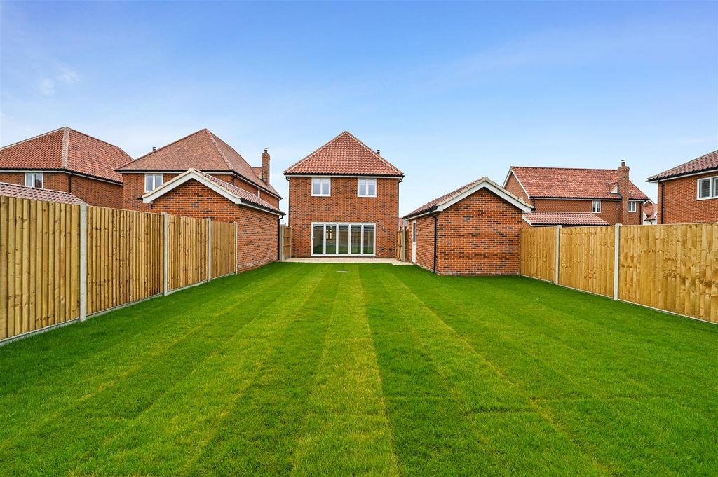 Property photo 3 of 23 Pt-Rose-6Skylark(Plot394)-34.Jpg