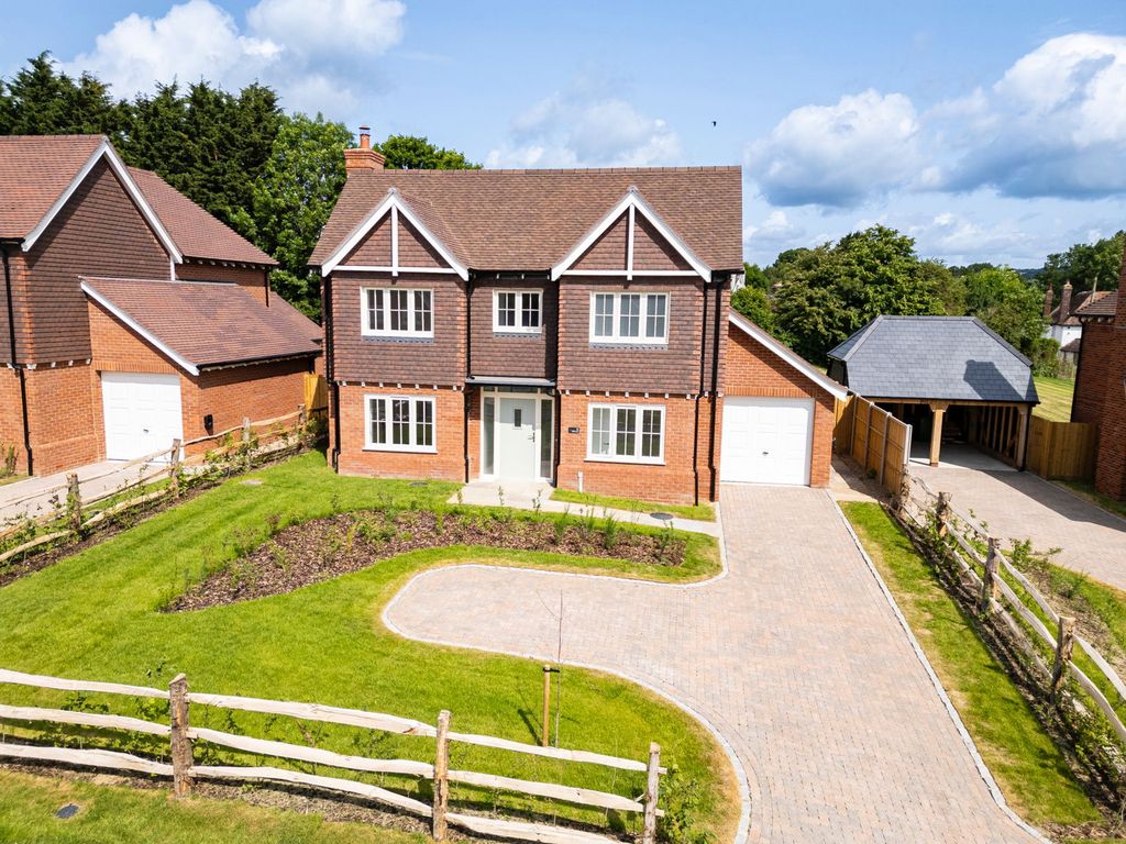 Property photo 1 of 18