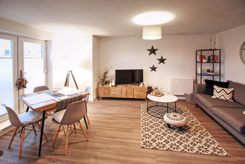 Property photo 2 of 5 Photo 5