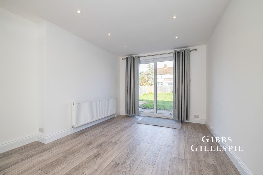 Property photo 3 of 15 Pbox-Img.Jpg