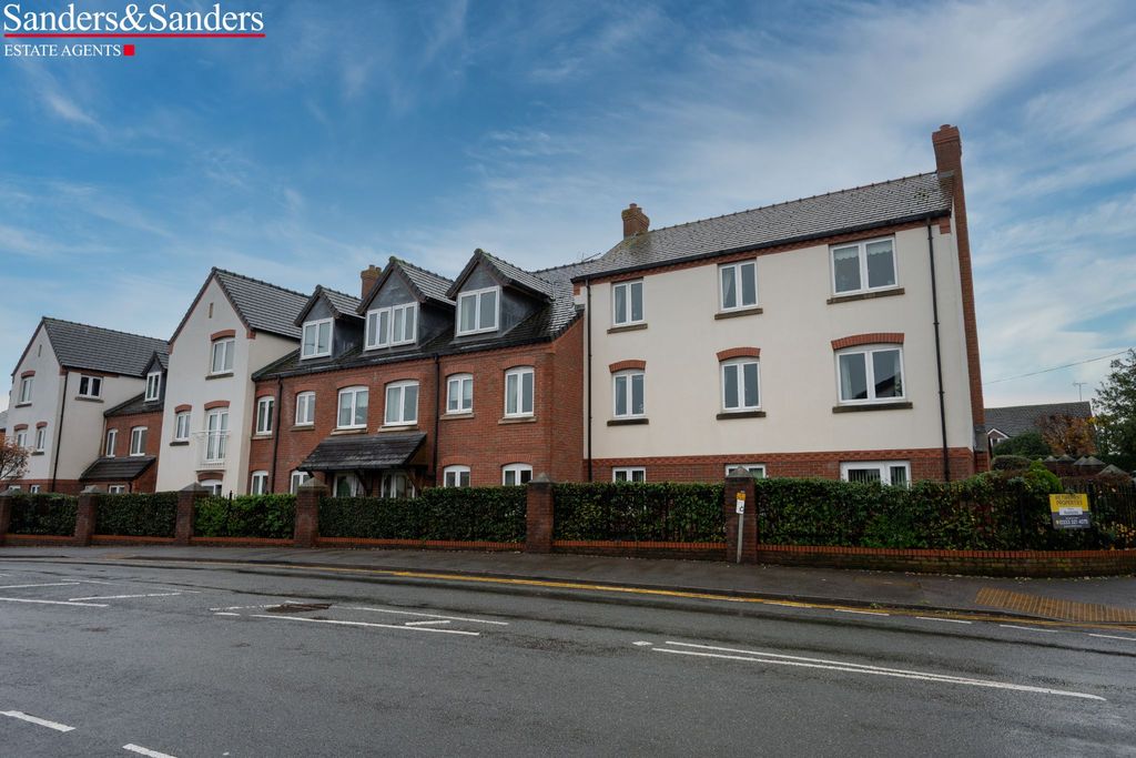 Property photo 2 of 18 Photograph 2