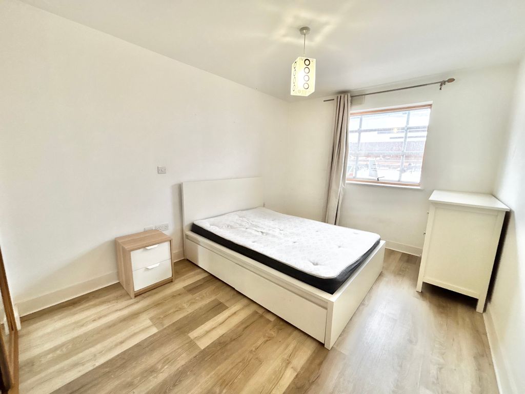 Property photo 3 of 4 Bedroom