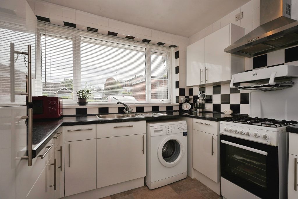 Property photo 3 of 15