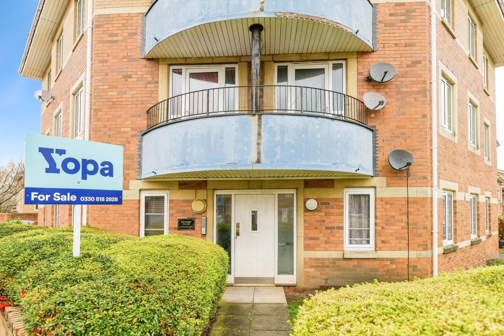 Property photo 2 of 21 1