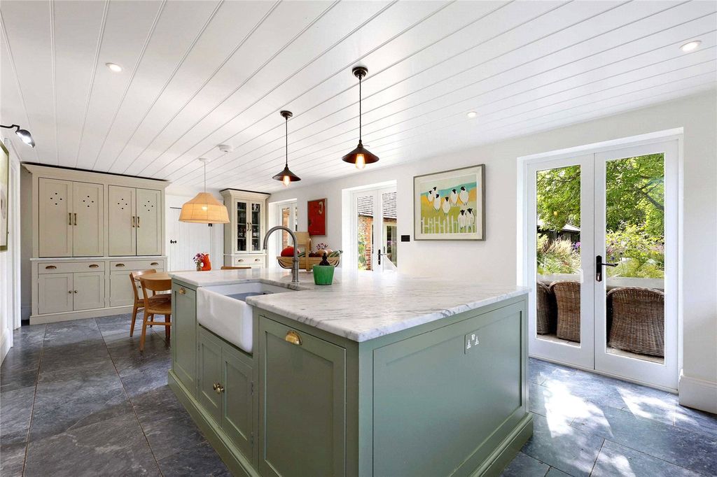 Property photo 2 of 32 Kitchen