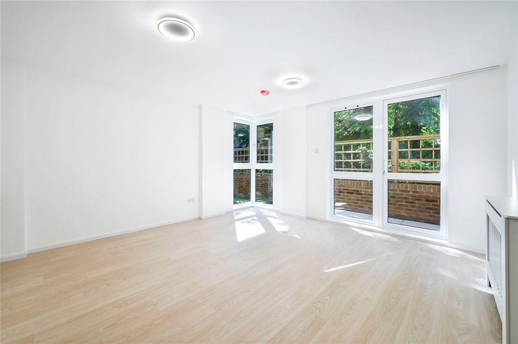 Property photo 2 of 8 Picture No. 04