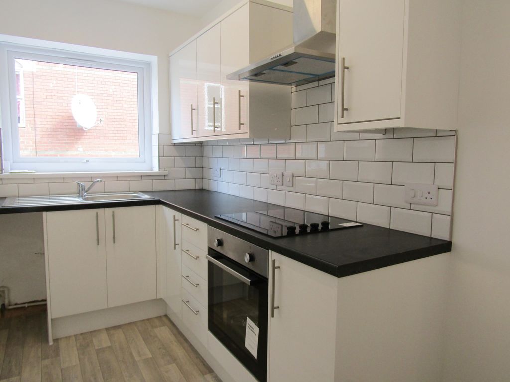 Property photo 2 of 13 Kitchen