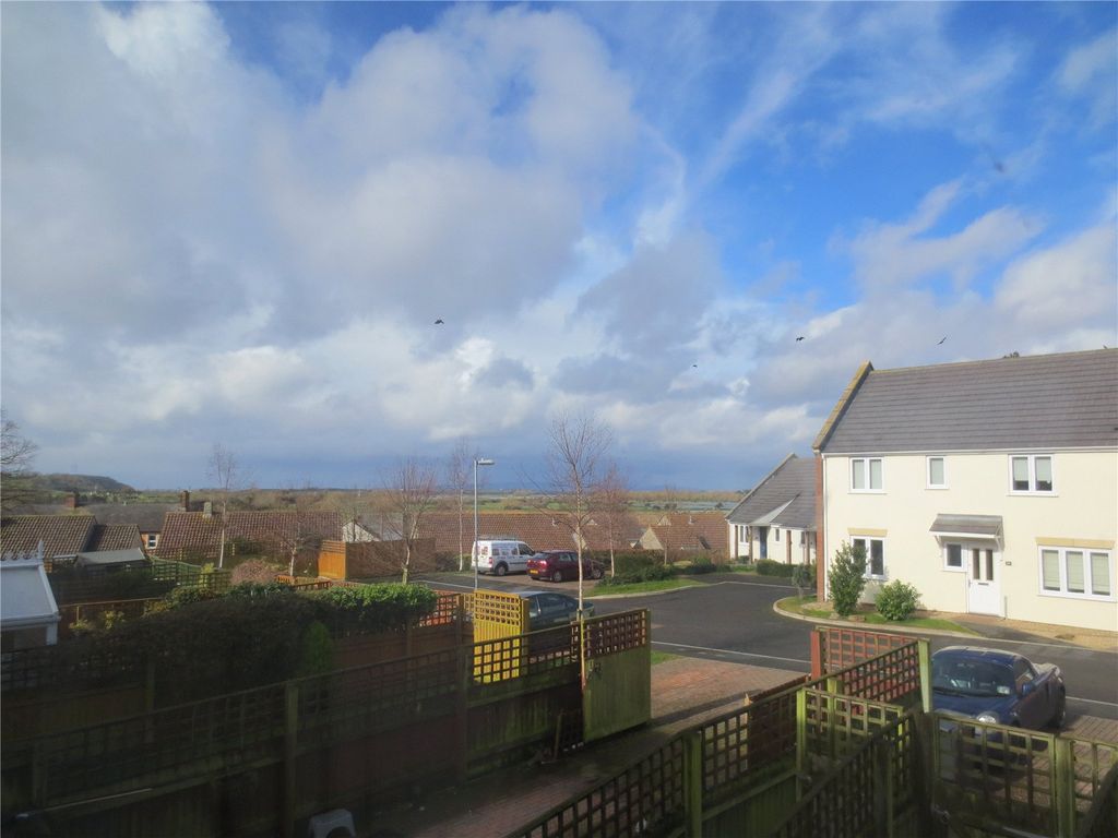 Property photo 3 of 11 Picture No. 13