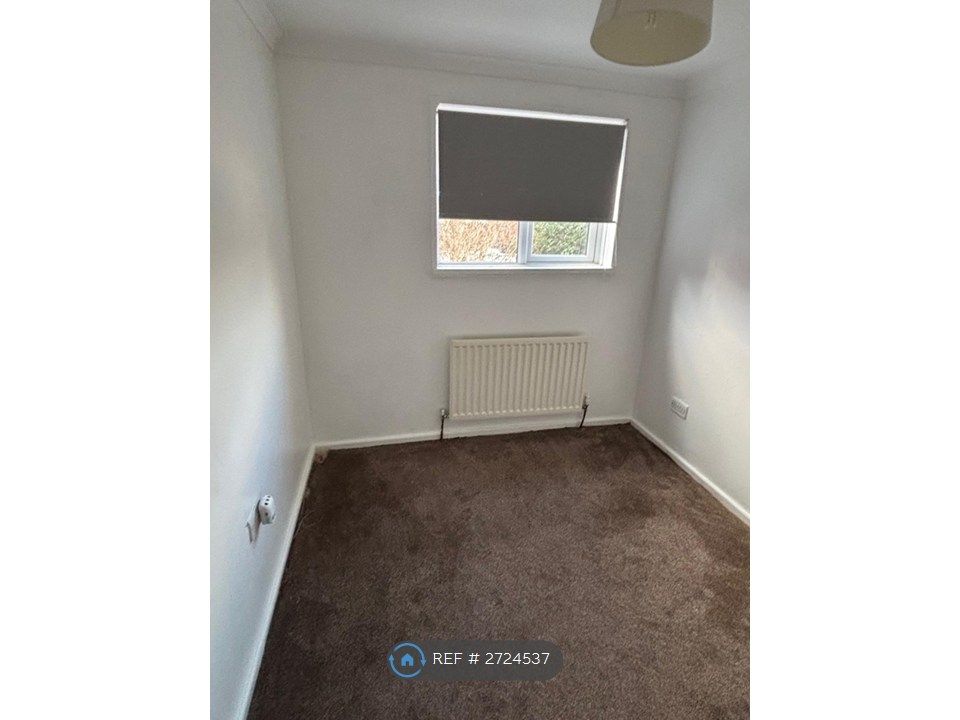 Property photo 2 of 3