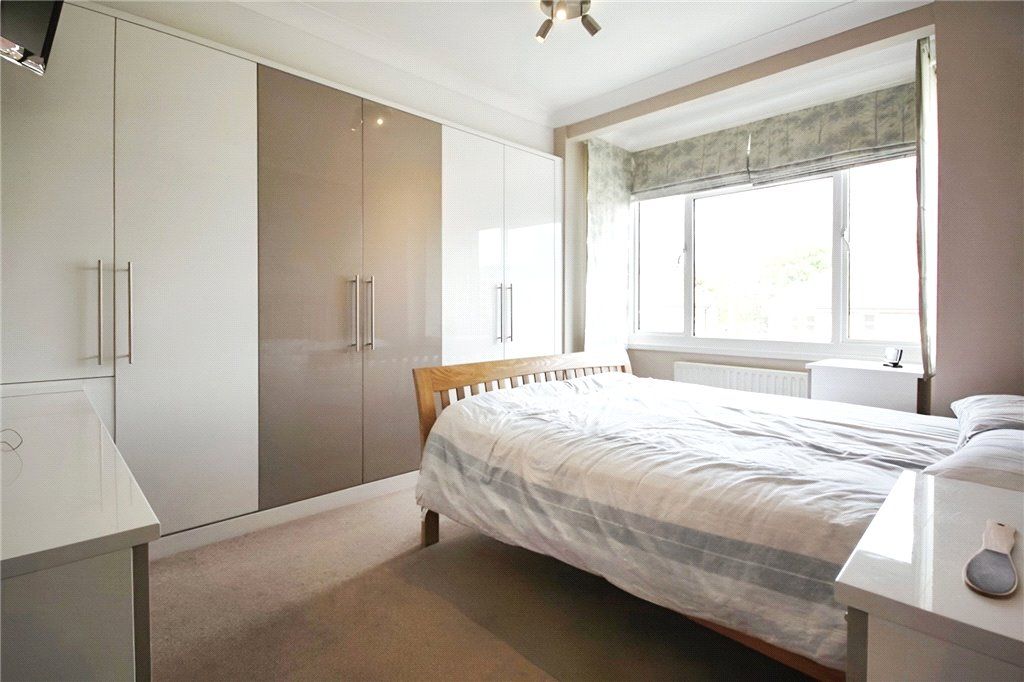 Property photo 3 of 11 Bedroom