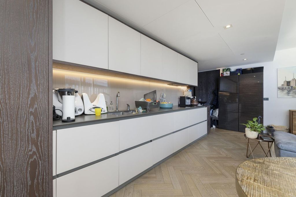 Property photo 3 of 14 Image