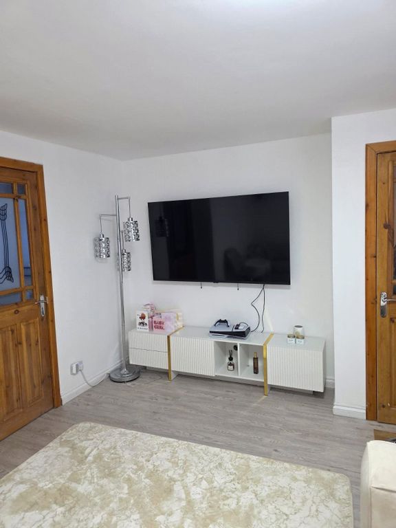 Property photo 2 of 13 Picture No. 07