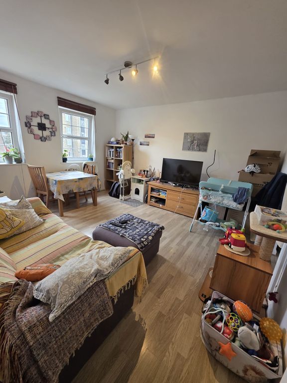 Property photo 1 of 4