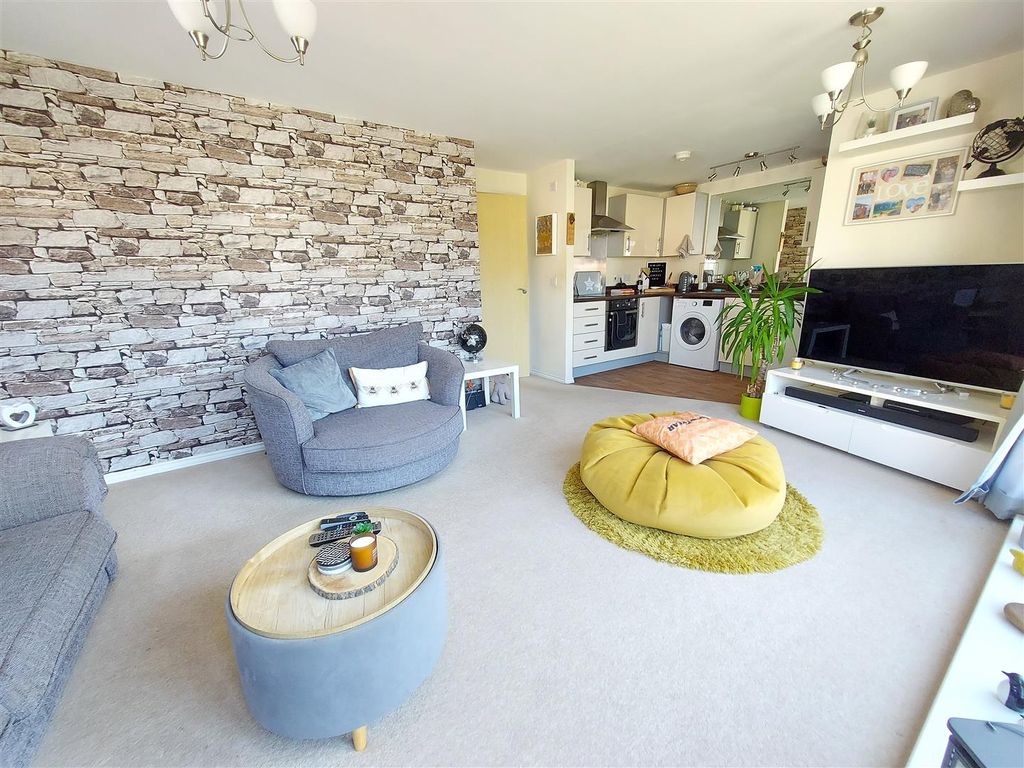 Property photo 2 of 12 Open Plan Living Area