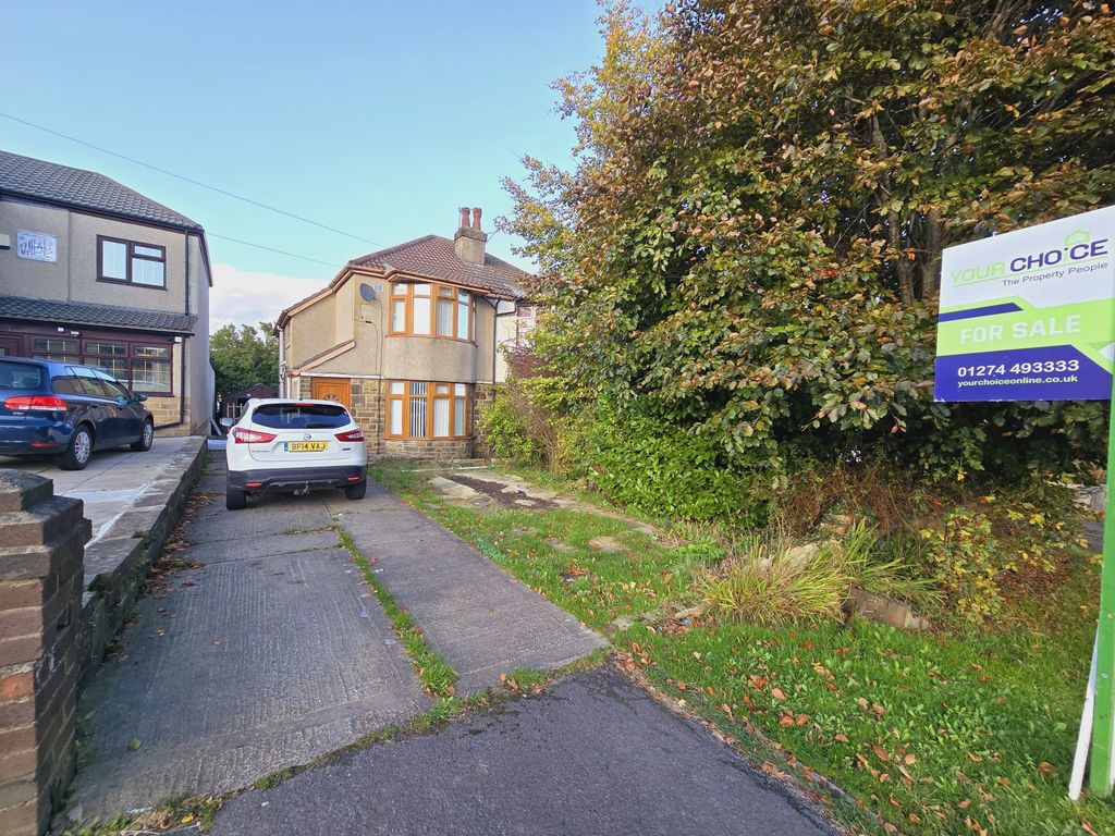 Property photo 1 of 17 Photograph 19