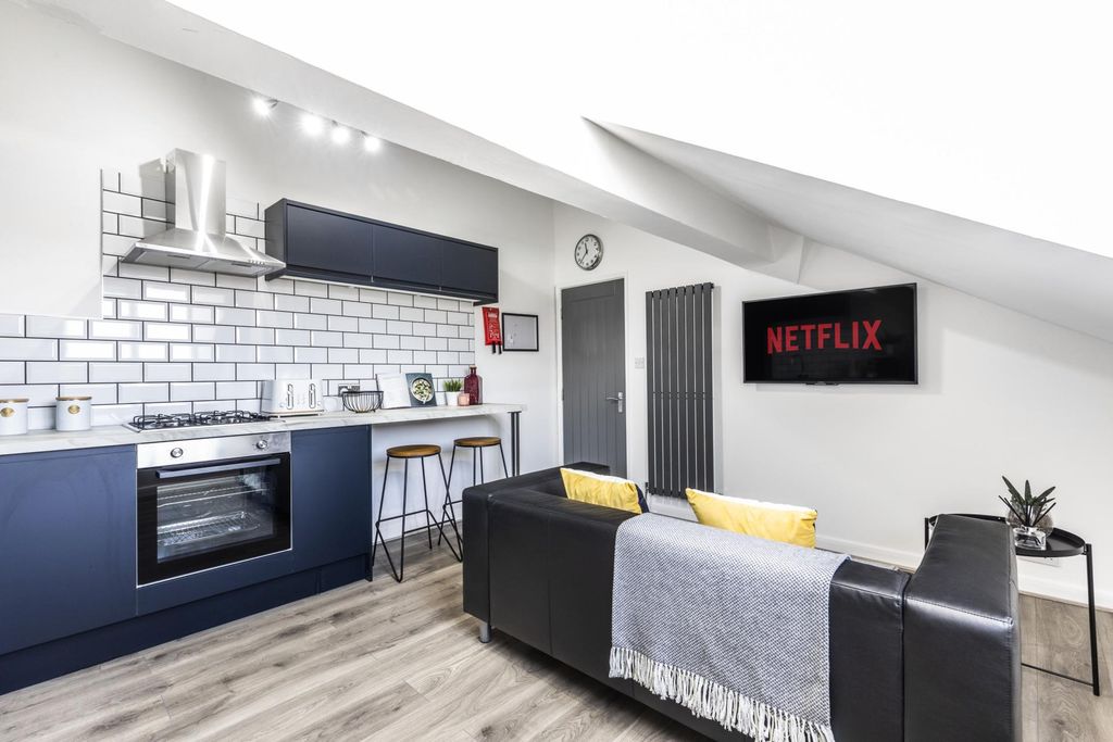 Property photo 2 of 7 Property Photo