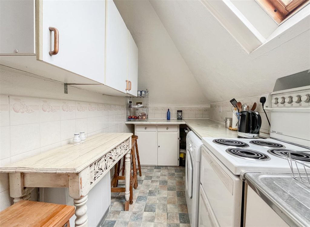 Property photo 2 of 13 Kitchen