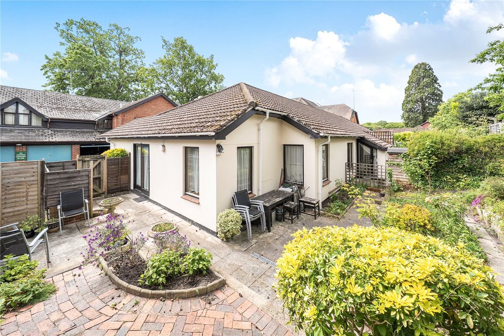 Property photo 2 of 13 Picture No. 05