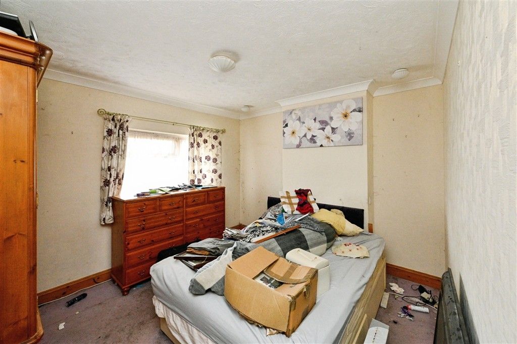 Property photo 3 of 5