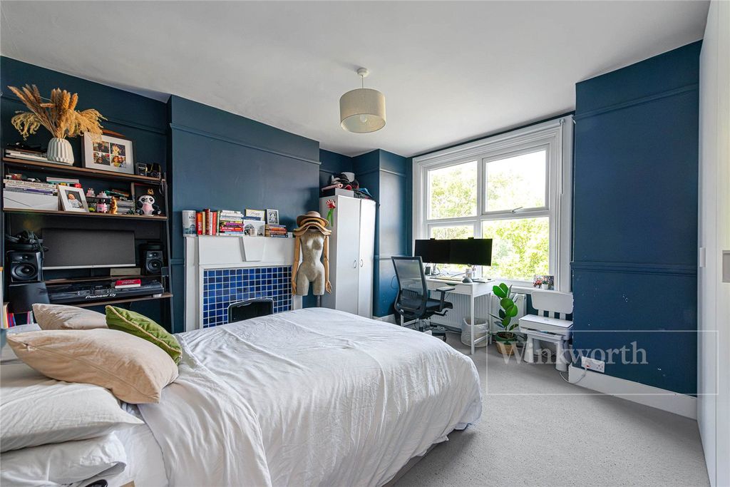 Property photo 3 of 9 Picture No. 08