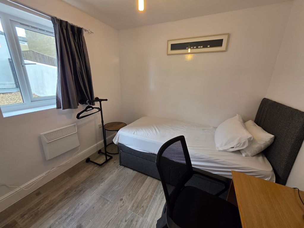 Additional image 17 of 6 bed terraced house to rentKing Georges Road, Bath BA2