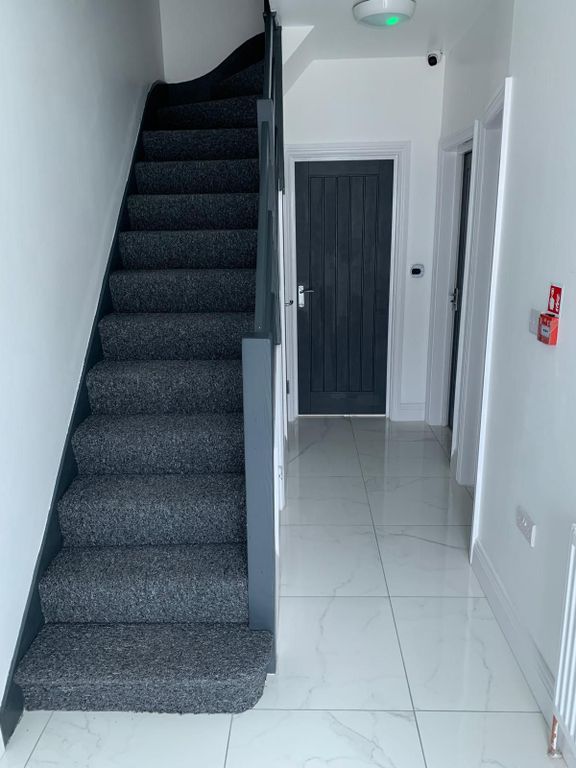 Property photo 1 of 25