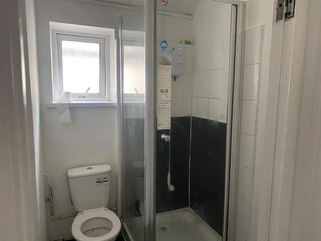 Property photo 2 of 6 Bathroom 1.Jpg