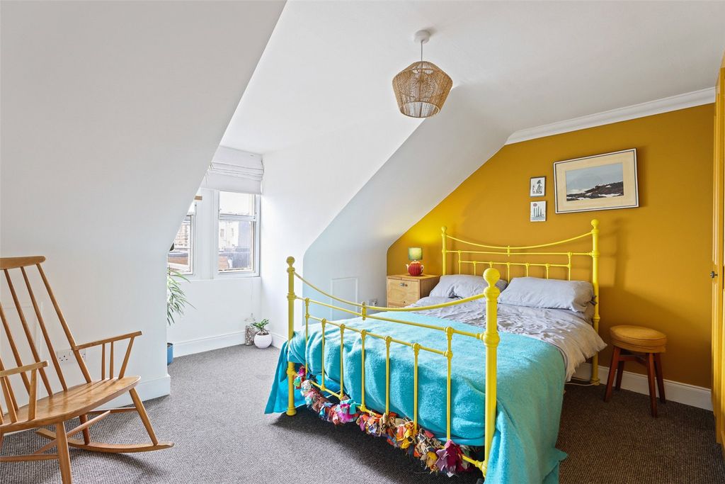 Additional image 10 of 2 bed flat for saleFlat 3, Tay Street, Perth PH1