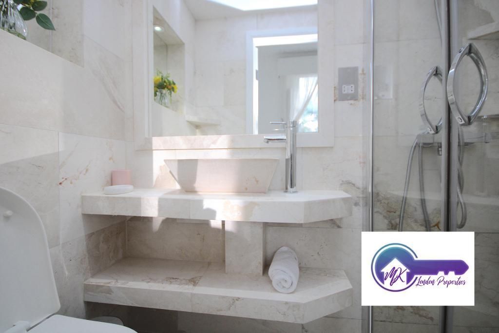 Property photo 2 of 14 Photo 2