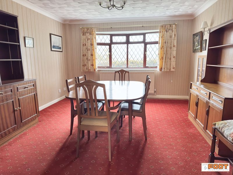 Property photo 3 of 33 Photo 2