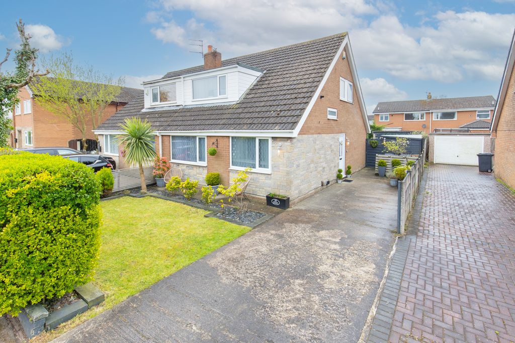 Property photo 1 of 15 Front