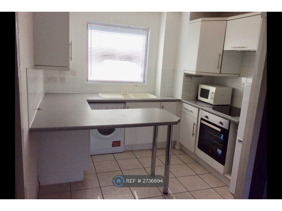 Property photo 2 of 8 Open Plan Kitchen
