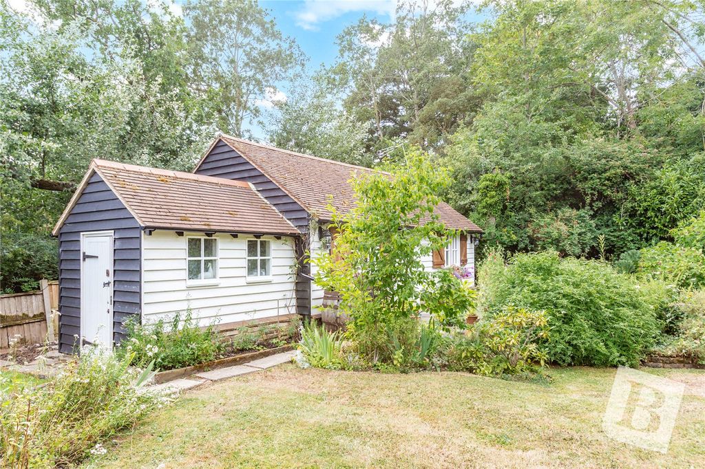 Property photo 2 of 26 Outbuilding