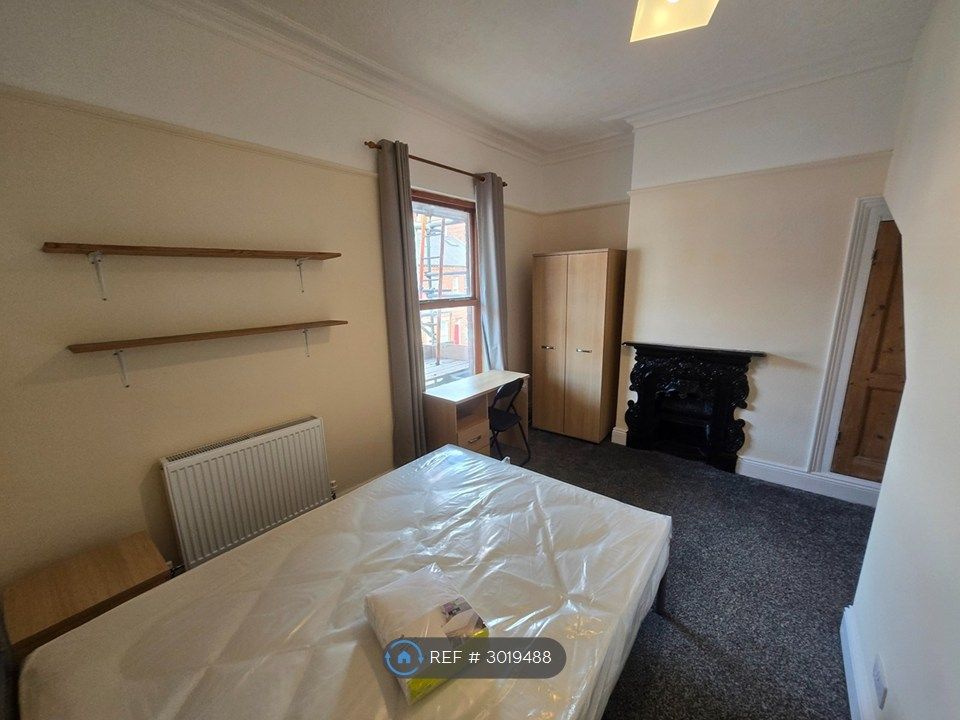Property photo 3 of 8