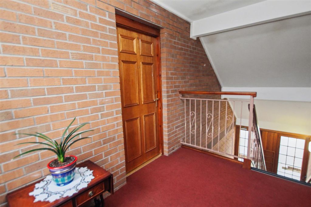 Property photo 2 of 16 2.Jpg