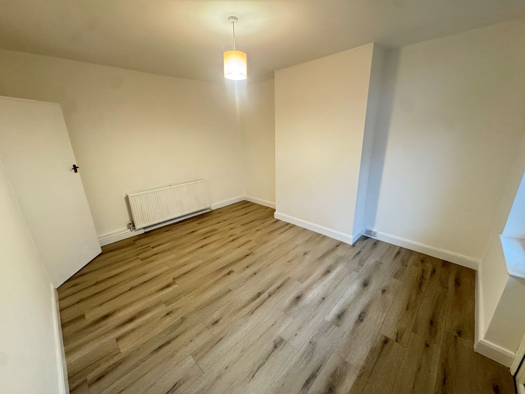 Property photo 2 of 8 Living Room