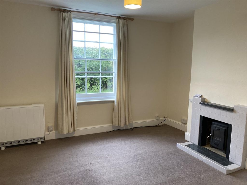 Property photo 2 of 12 Img_8417.Jpg