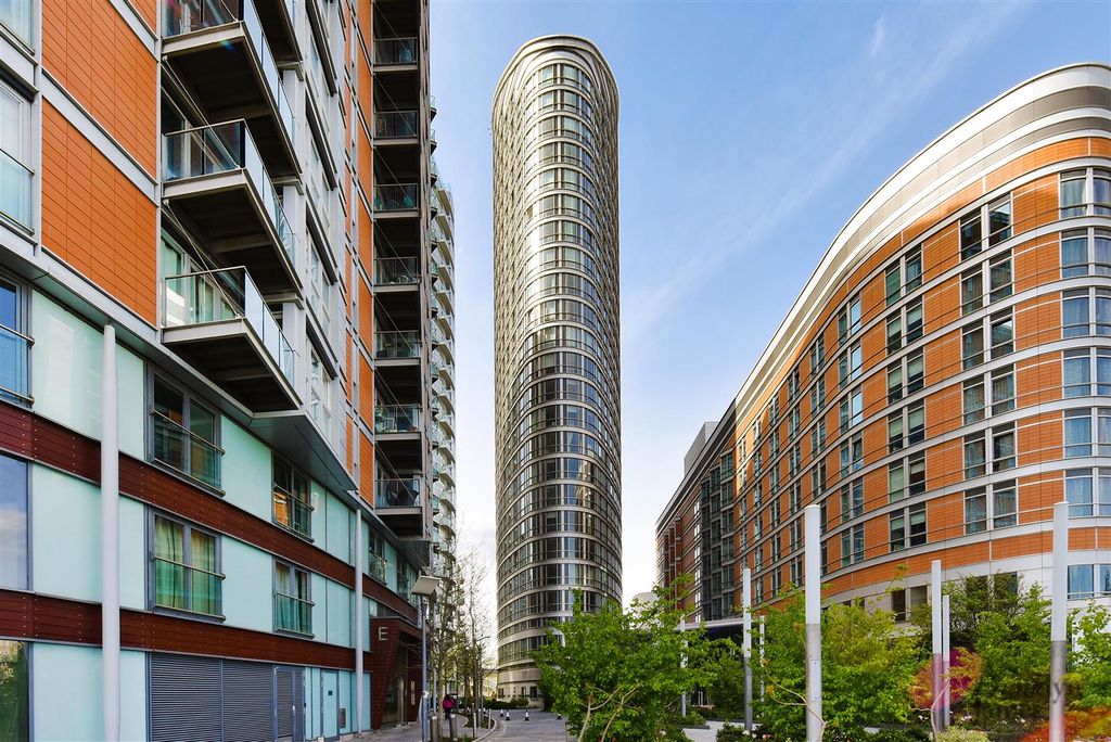 Property photo 1 of 7 2303,Ontario Towe (1).Jpg