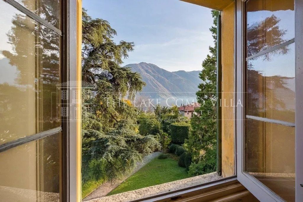 Property photo 2 of 47