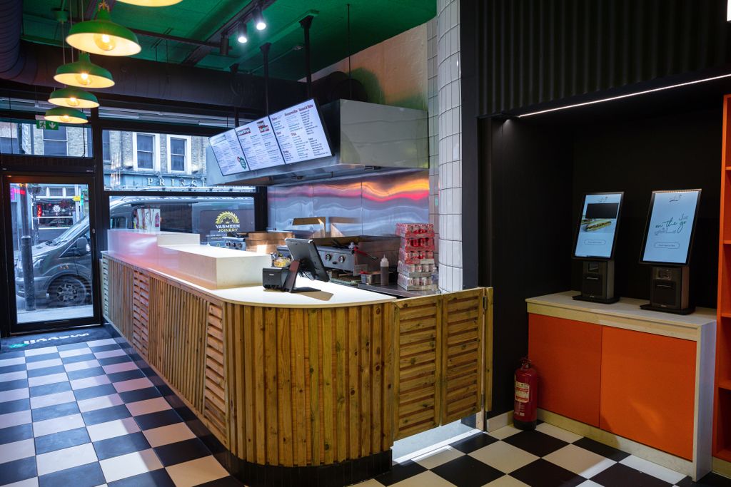 Property photo 2 of 6