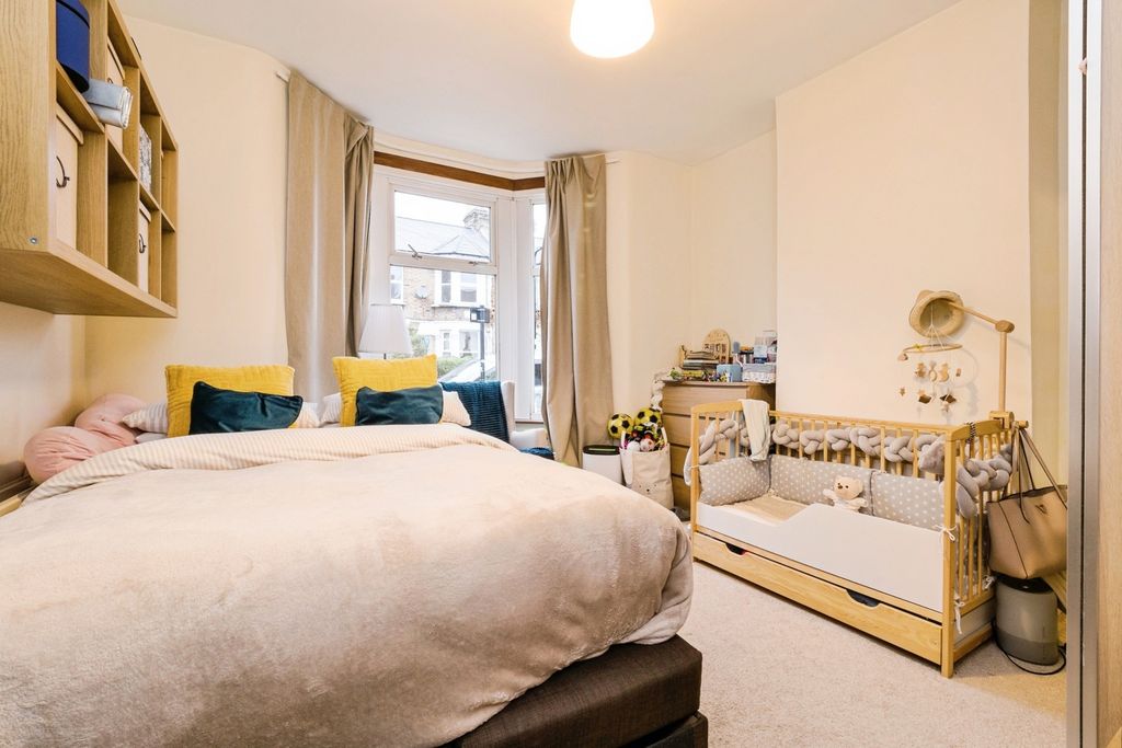 Property photo 2 of 10 Photo