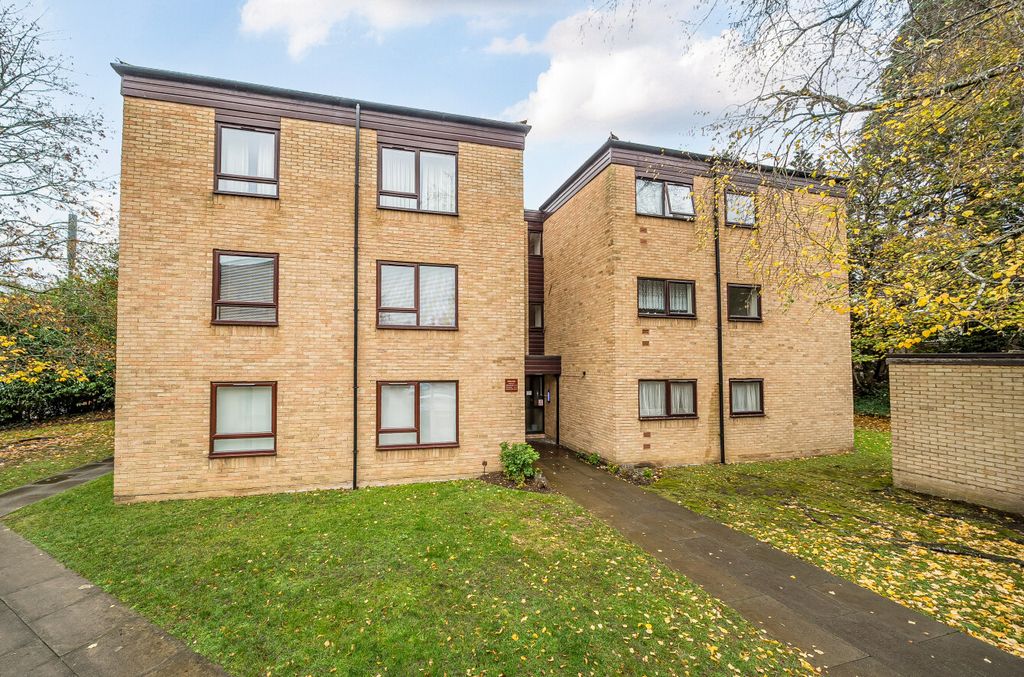 Property photo 1 of 12