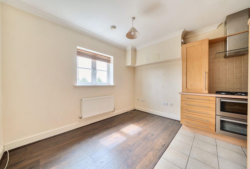 Property photo 3 of 13 1483956-4-6A427Fd...