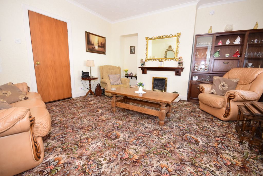 Property photo 3 of 15 Dsc 0159
