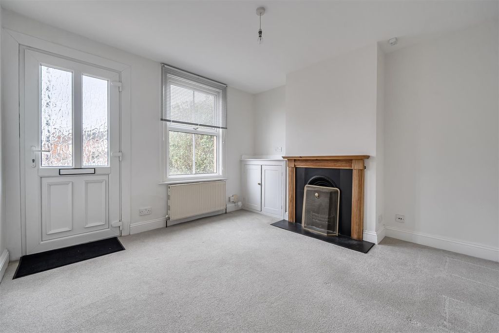 Property photo 2 of 17 1414820-15-698B4494Afa6d.Jpg